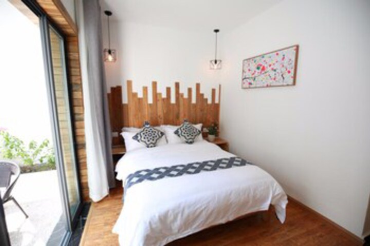 Room 18 of 24