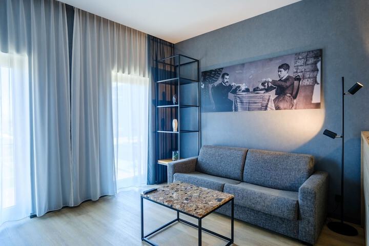 Room 21 of 112