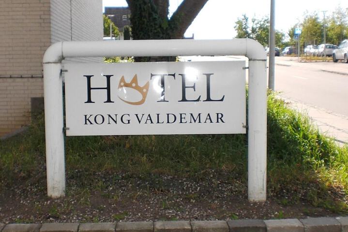 Hotel 28 of 34