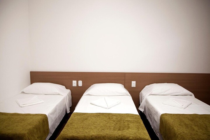 Room 16 of 35
