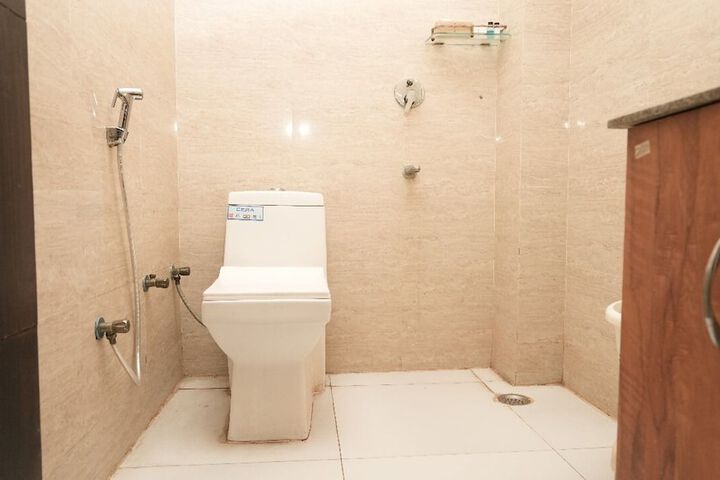 Room 40 of 48