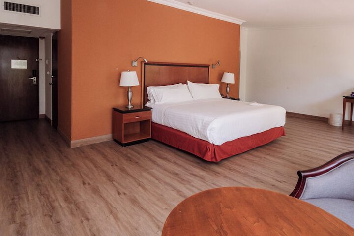 Room 26 of 156