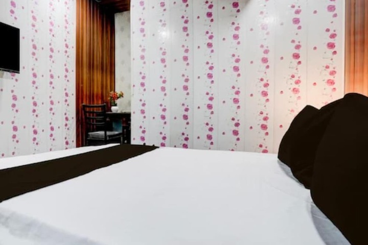 Hotel Ab Residency
