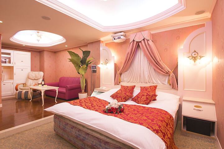 Room 18 of 41
