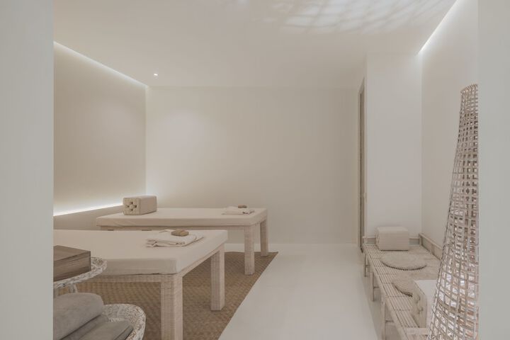 Spa 20 of 41