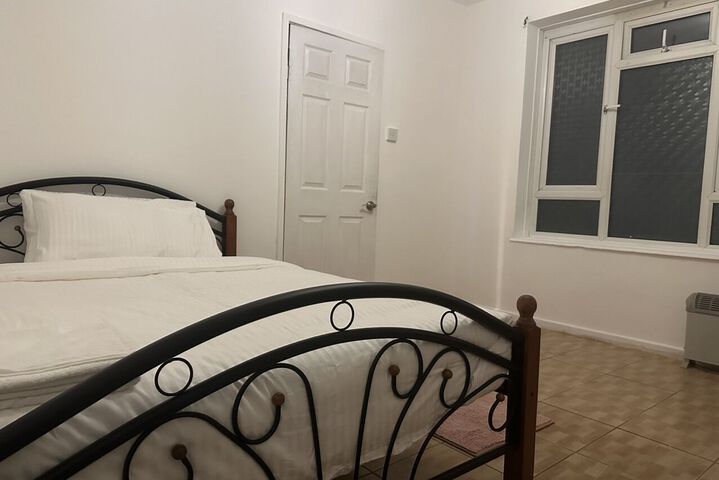 Room 12 of 19