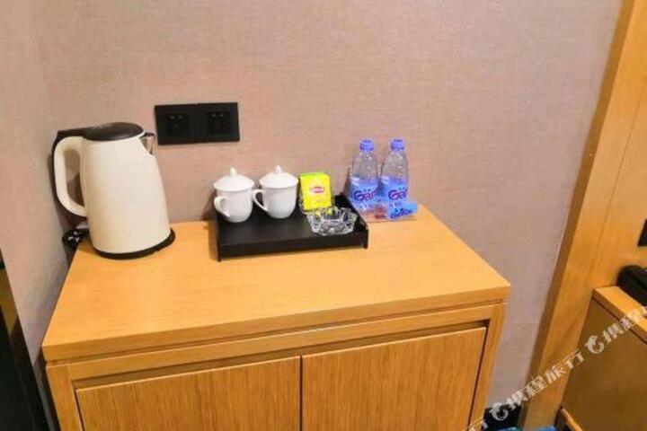 Dongguan Dongshan Hotel (Fenggang Yantian Branch)