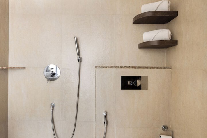 Room 20 of 34