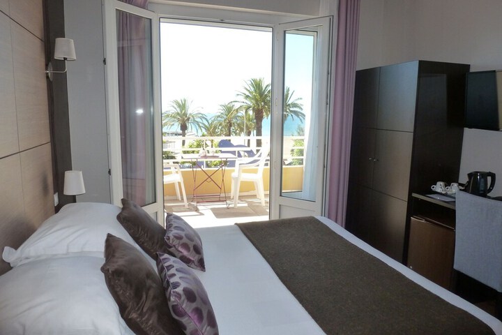 Room 20 of 53
