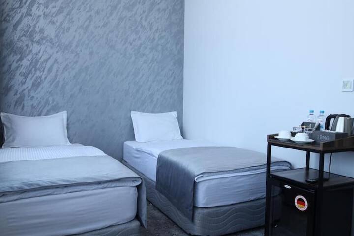 Room 12 of 51