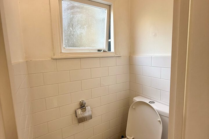 Room 40 of 44