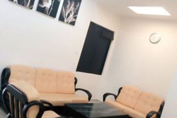 Room 10 of 11