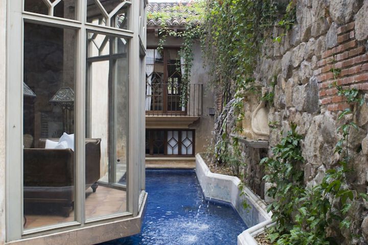 Pool 54 of 70