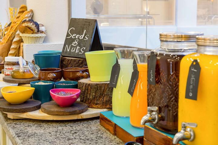 Breakfast/Coffee Service 130 of 149