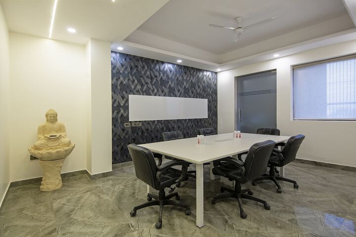 Business Center 50 of 59