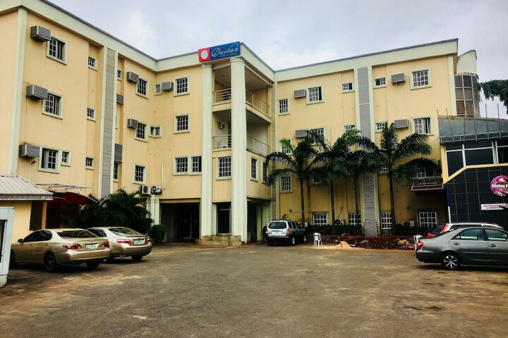 Duoban Hotel & Suite