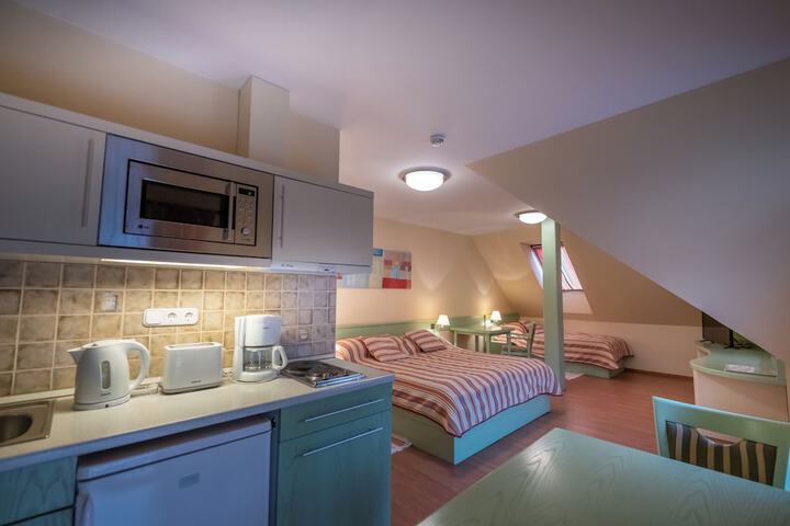 Room 14 of 35