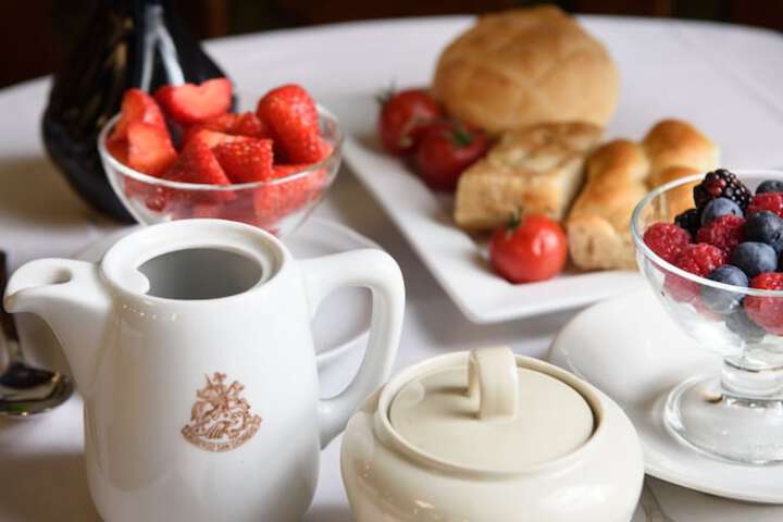 Breakfast/Coffee Service 127 of 161