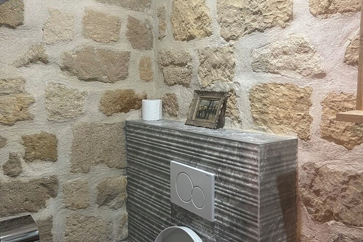 Room 38 of 39