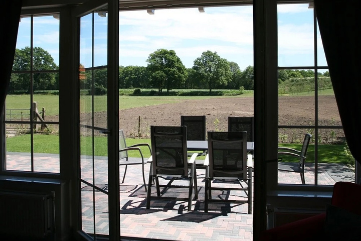 Terrace/Patio 6 of 15