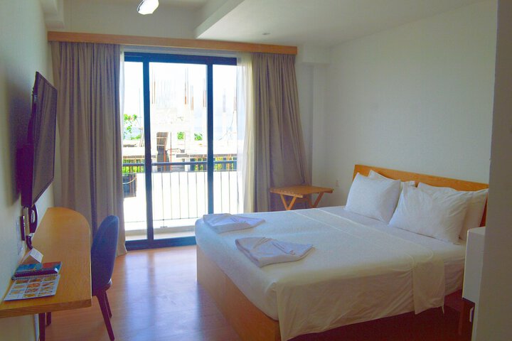 Room 35 of 59