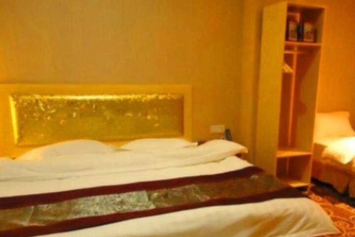 Minghang Hotel