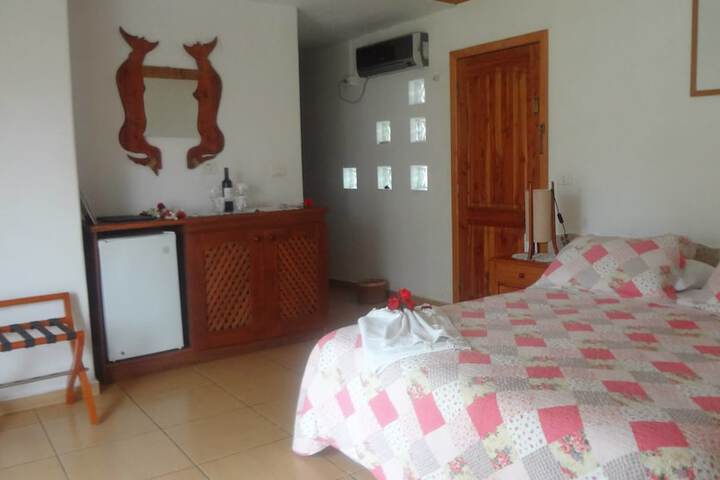 Room 8 of 48