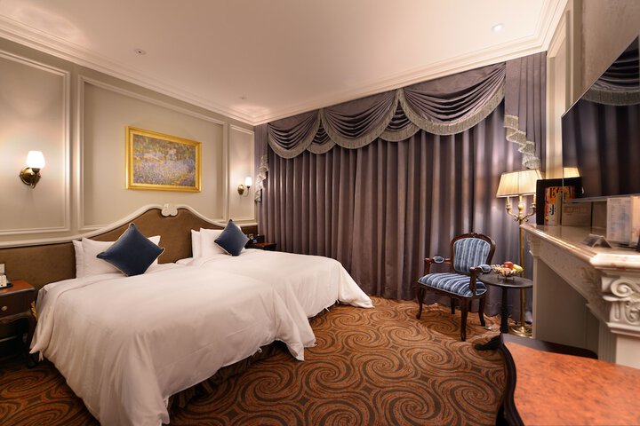 Room 30 of 95