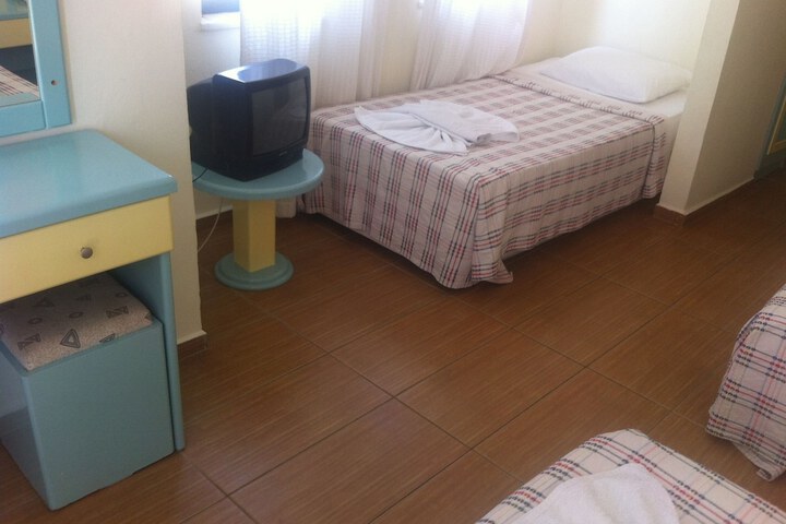 Room 7 of 45