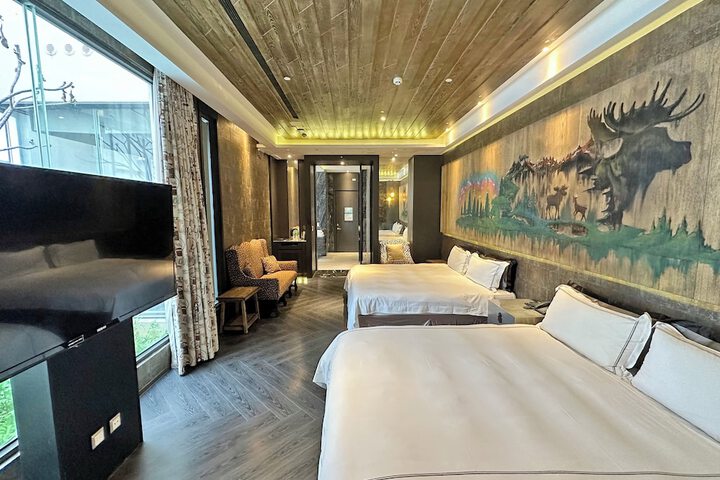 Room 47 of 91