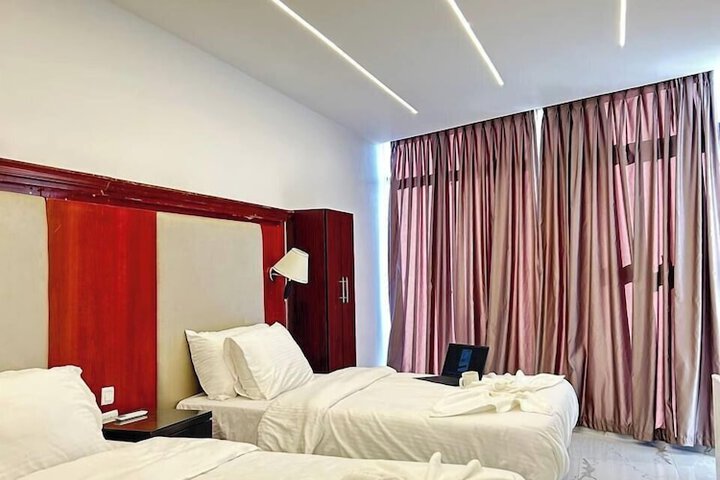 Room 3 of 17