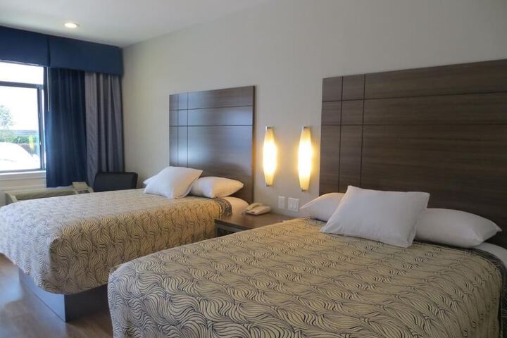 Room 12 of 36
