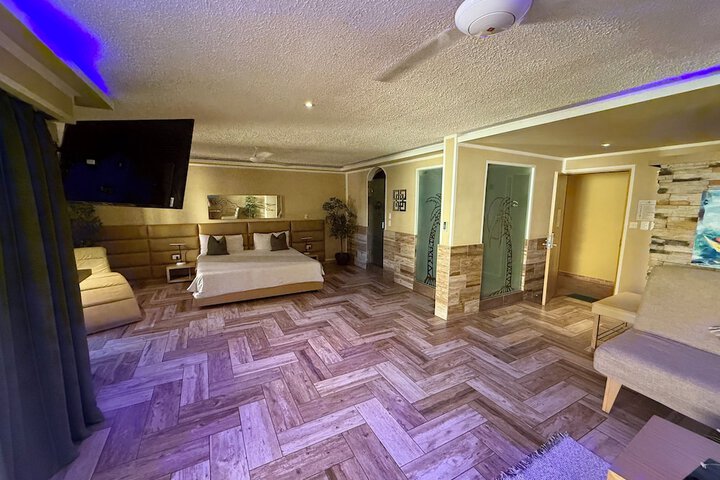 Room 67 of 157