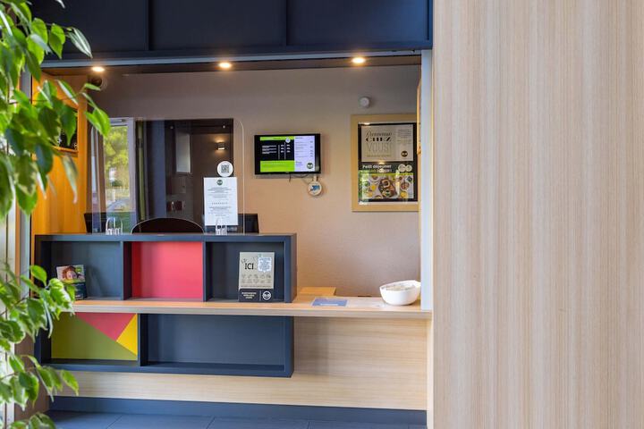 Lobby Entry