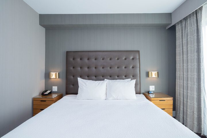 1 King Bed (1 of 29)