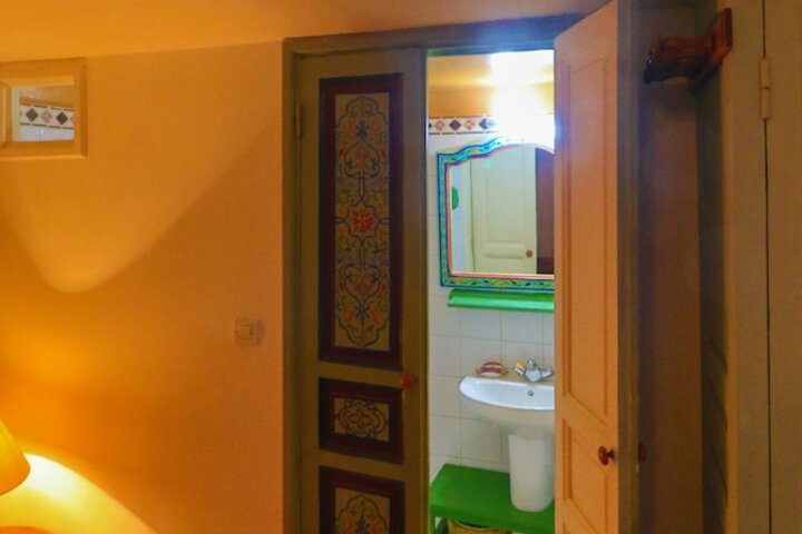 Room 119 of 266