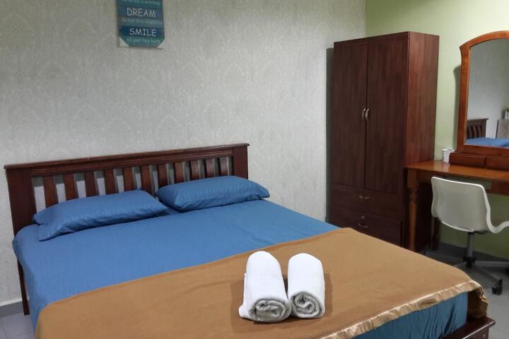 Room 43 of 97