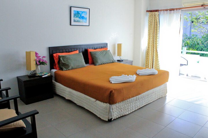 Room 28 of 54