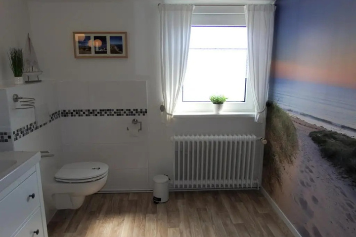 Room 5 of 5