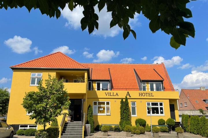Villa a Hotel