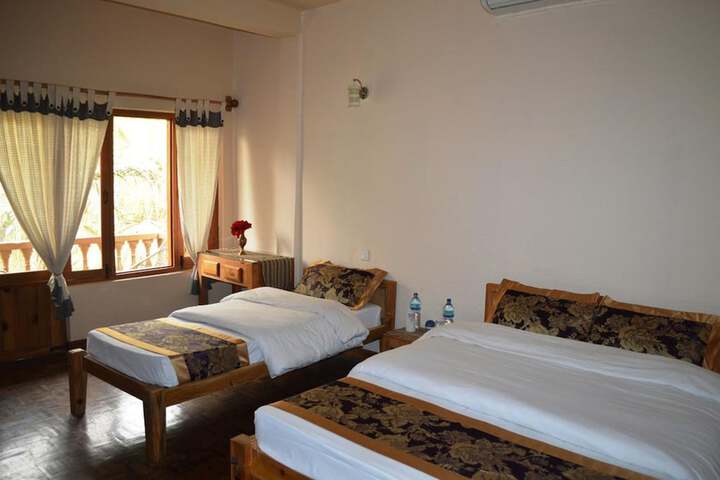 Room 5 of 47