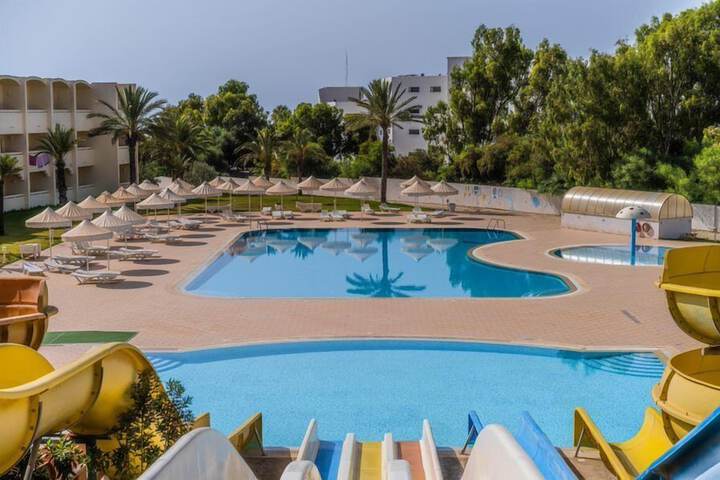 Hotel with Pool