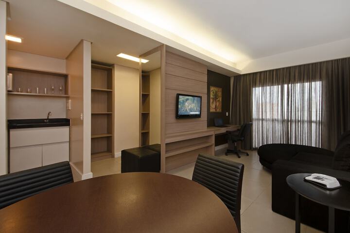 Room 2 of 36