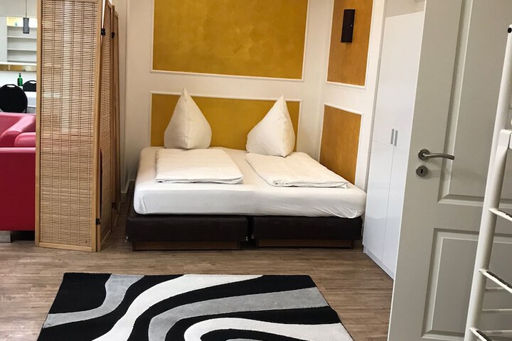 Room 14 of 34