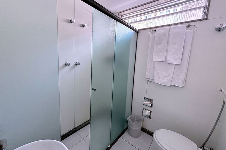 Room 70 of 115