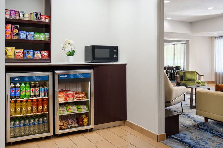 Snack bar