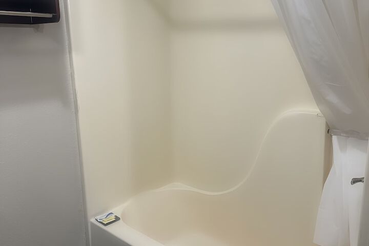 Room 21 of 29