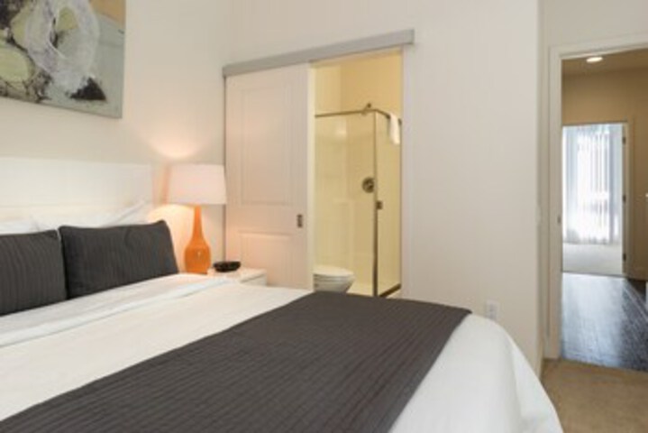 Room 51 of 66