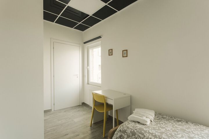 Room 153 of 182