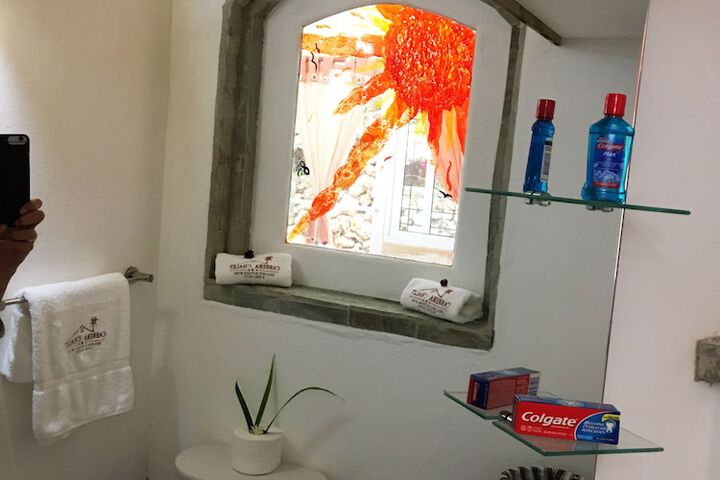 Room 44 of 77